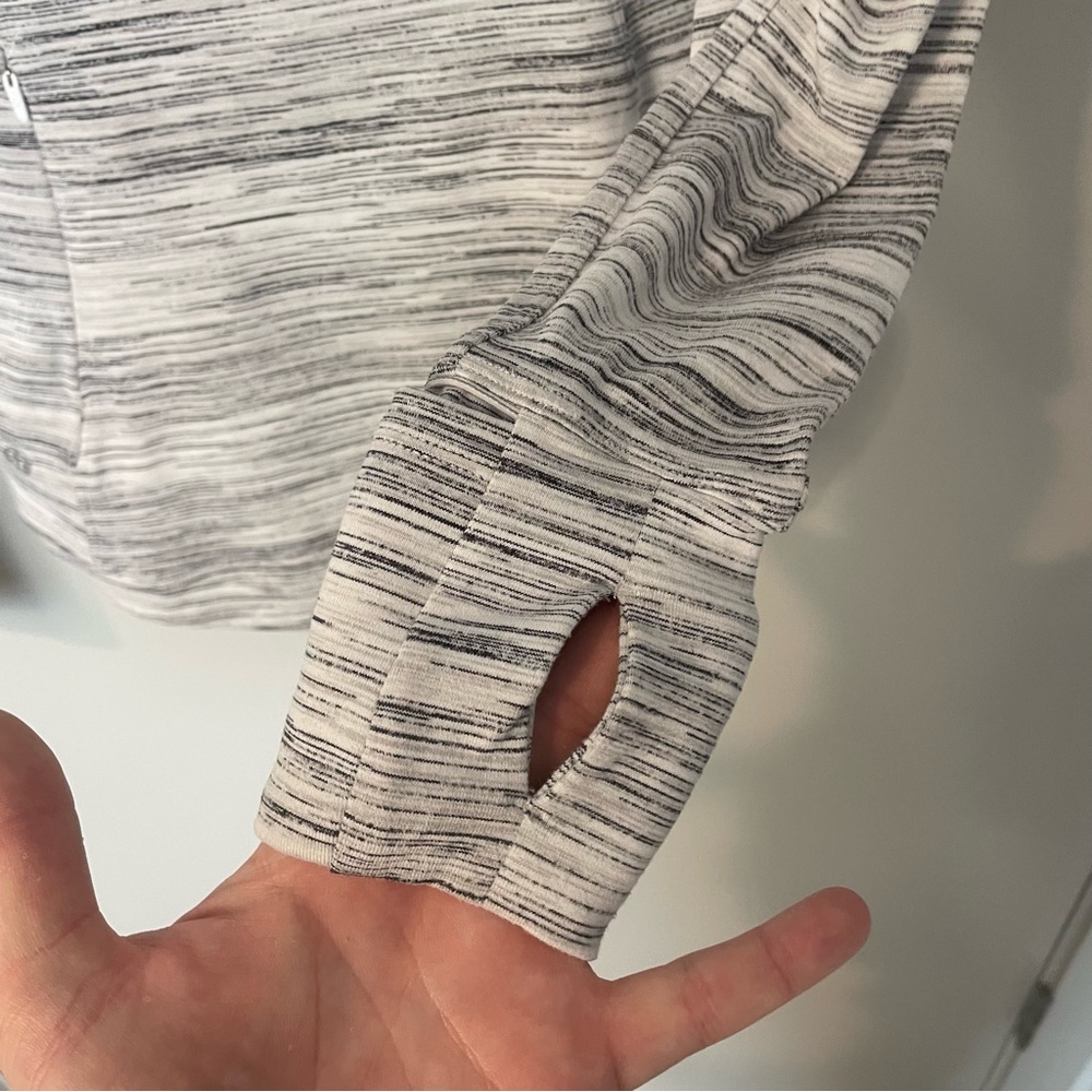 Lululemon Runderful Long Sleeve Space Dye - Picture 7 of 9